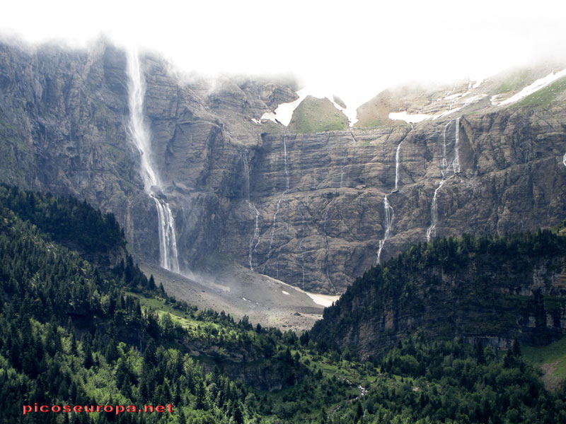 Cascadas de Gavarnie, Pirineos, Francia