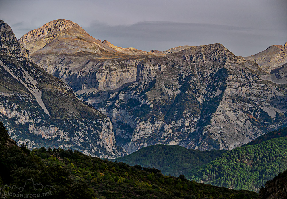 Foto: Pico Mobison, Pirineos de Huesca, Aragón, España